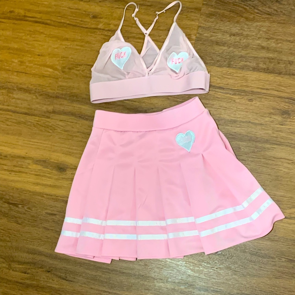 I bought this 2 piece from spencers its a size medium